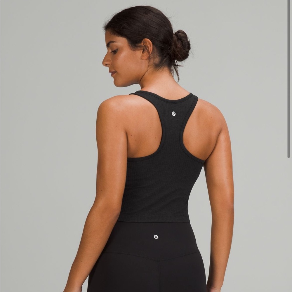 NWOT Lululemon Ebb to Street CROPPED Tank